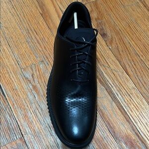 Super comfortable Men's Black Leather Dress Shoes